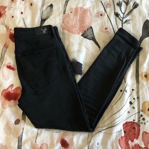 American Eagle Hi-Rise Jegging- Black